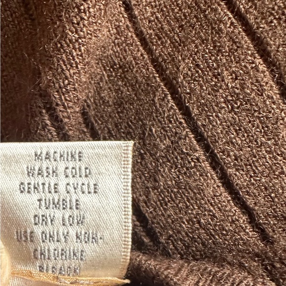 NWT studio Works brown short sleeve sweater. Size large. - Picture 6 of 6